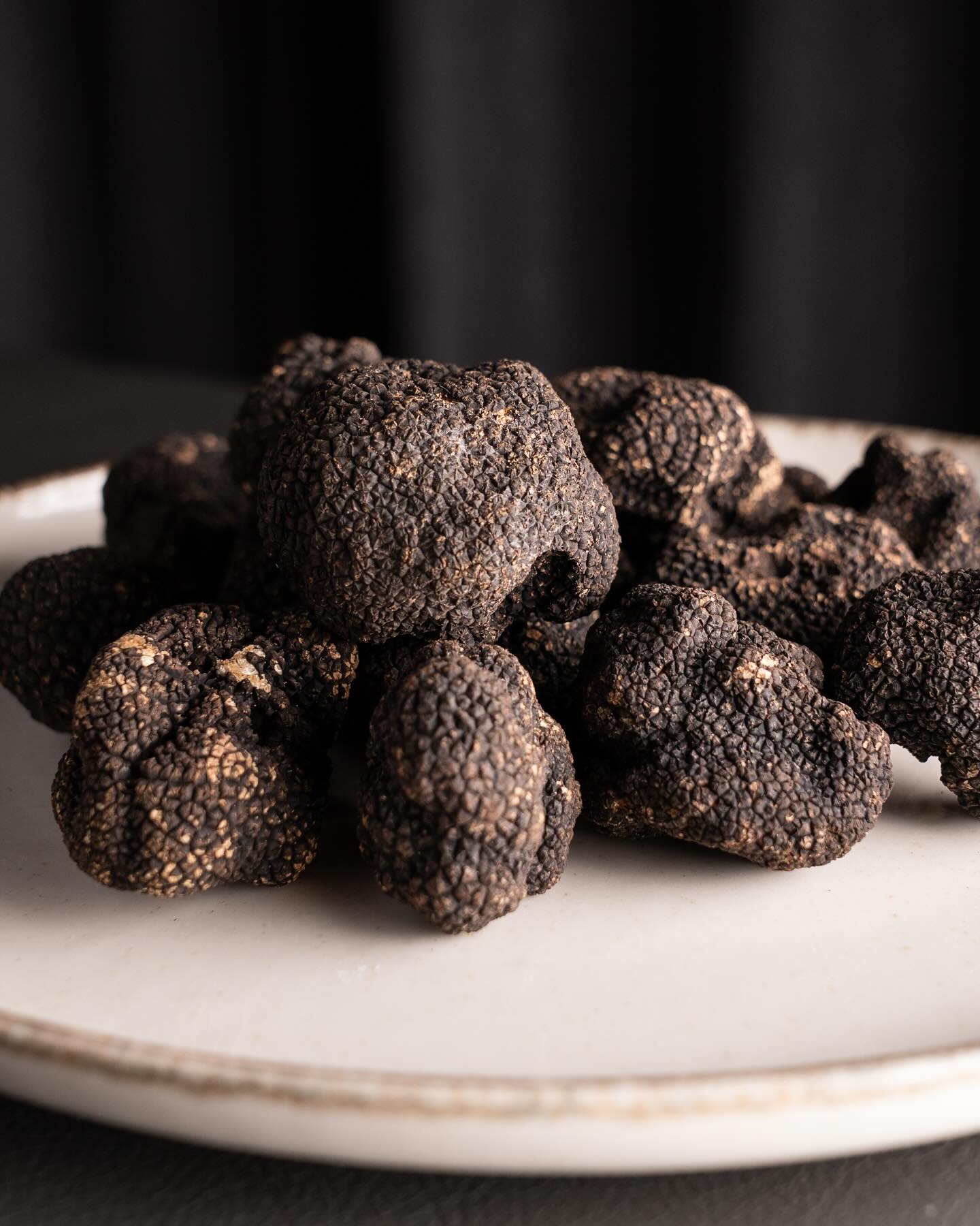 Fresh truffles at Almar